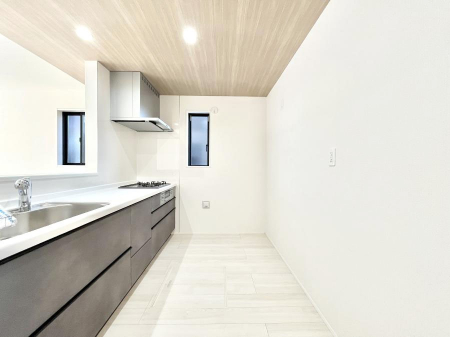 �L�b�`���@��Ƃ肠��L�b�`���ł͂��Ƒ��Ɗy�������������ł��܂��B