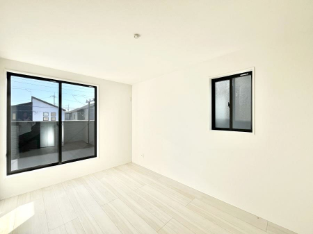 ���̑����ρ@���邢�o���R�j�[�T�C�h�ɗm����ݒu�B�ڊo�߂̗ǂ��Q���ɁB 