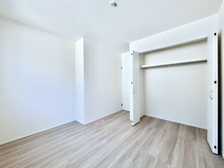 �q�������@�q�������ɂ��������߂Ȏ��[�X�y�[�X�����Ղ�̋���