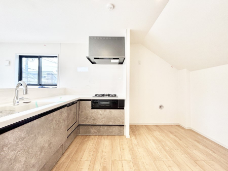 �L�b�`���@L���^���Ɨ�������X�y�[�X���L�X�Ǝg���܂��B�R���p�N�g�ɓ����Ă��������N���N�B  