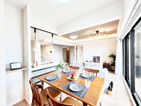 ���̑����ρ@�Ƒ������R�ƏW�܂�e���̃X�y�[�X�ɂȂ肻��