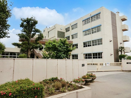 ���ӊ��@���w�Z 700m �z�J�s���������w�Z