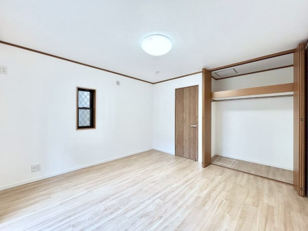 �q�������@�q�������ɂ��������߂Ȏ��[�X�y�[�X�����Ղ�̋���