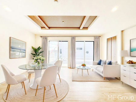 ���r���O�@�傫�ȑ����炽���Ղ�̗z���ƕ����������郊�r���O�@���Ƌ��CG�ł�