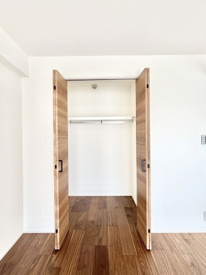 ���[�@�����Ղ�̎��[�X�y�[�X�ł��ł��Z��Ԃ��X�b�L���ۂĂ���