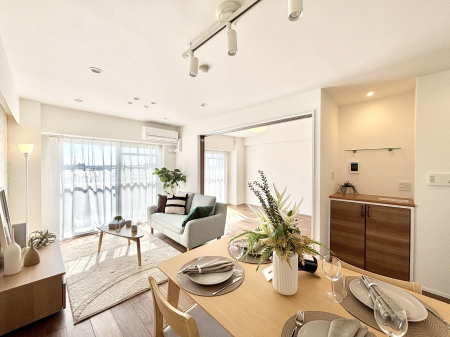 ���̑����ρ@�Ƒ������R�ƏW�܂�e���̃X�y�[�X�ɂȂ肻��