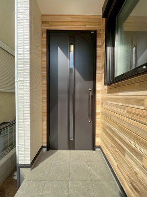 ���ց@��؂ȉƑ��A���q���o�}���錺�ցB