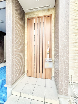 ���ց@���֑O�͉J���~���Ă��G��ɂ��������t��