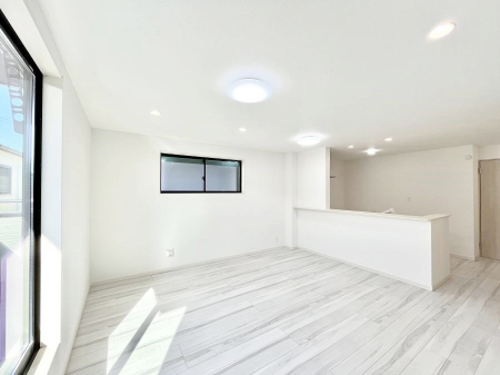 ���̑����ρ@�傫�ȑ����炽���Ղ�̗z���ƕ����������郊�r���O