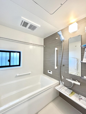 �����@����̔�����₷��؂ȃo�X�^�C���B�������Ƃ����C���y����Ŕ����Ƃ肽���ł��ˁI