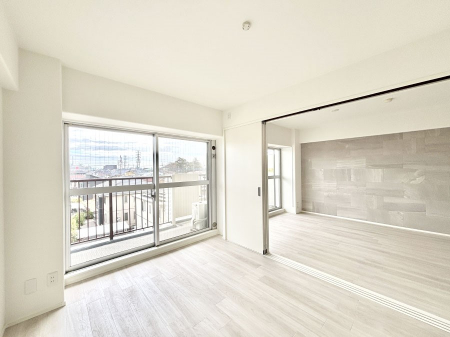 ���̑����ρ@�o���R�j�[���J�������v���X���Ă����m��  