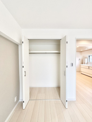 ���[�@�����Ղ�̎��[�X�y�[�X�ł��ł��Z��Ԃ��X�b�L���ۂĂ���