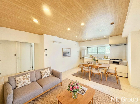 ���r���O�@�������������͋C�̂k�c�j�͉Ƒ��݂�Ȃ̉��K��ԁ@���Ƌ��CG�ł�