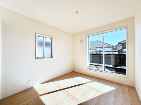 ���̑����ρ@2�ʍ̌����m�ۂ������邢��ԁB�Ƒ��݂�Ȃ����K�ȕ�炵����������݌v�ł��B