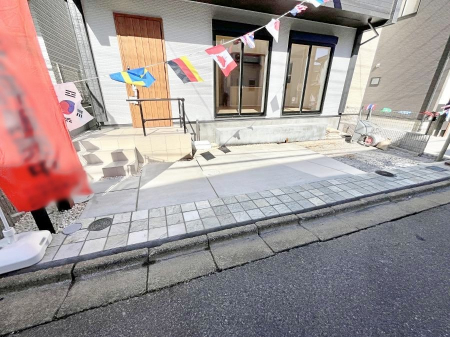 �@�����Ɍ������Ȃ����ԃX�y�[�X�B