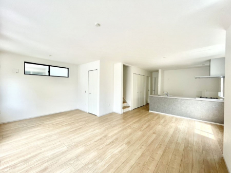 ���r���O�@���r���O�K�i���Ƒ��̏Ί�Ɖ�b���Ȃ��ł���܂�  