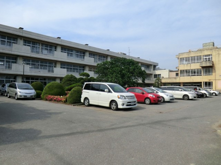 ���ӊ��@���w�Z 1300m ��c�s���암���w�Z