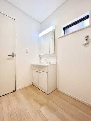 ���ʑ�E���ʏ��@���[�͂Ƌ@�\���ɗD�ꂽ���ʉ��ϑ�