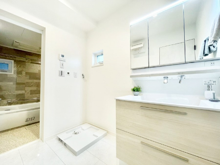 ���ʑ�E���ʏ��@�������̂�����K��Ԃł��B�����̐g�x�x���C�����ǂ����g�������܂��B 