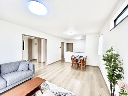 ���̑����ρ@���邢�z���������A�����̕��͋C�ɖ��������_�C�j���O�B   