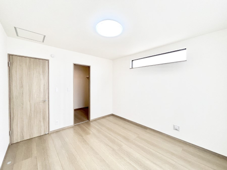 �Q���@�g���₷���`�Ńx�b�g��Ƌ�̒u�����ɂ����邱�Ƃ�����܂���B   