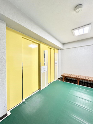 ���̑��@����̏�艺��ɕ֗��ȃG���x�[�^�[�I