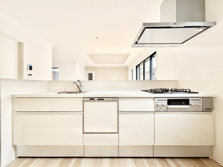 �L�b�`���@�������������I�ɁA�y�����I�V�X�e���L�b�`��