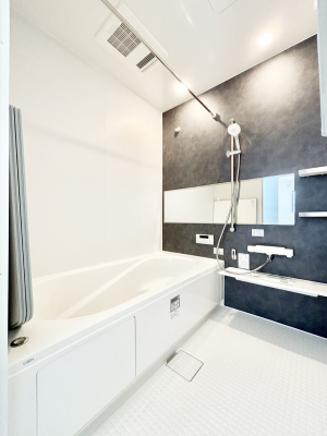 �����@����̔�������Ă���閾�邢�������̂���o�X���[��