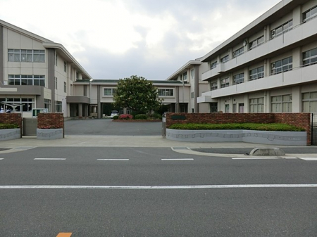 ���ӊ��@���w�Z 3500m ���{�s���嗘�����w�Z