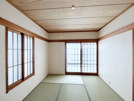 ���̑����ρ@�_�炩����̋�Ԃ́A���q�l�̗V�я�◈�q���̂����ĂȂ��̏ꏊ�Ƃ��ďd�󂵂܂��B 