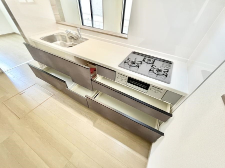 ���̑����ρ@�X���C�h�����[�Ȃ̂ŏォ��̏o�����ꂪ�\�I���������߂��Ɋy�X�I