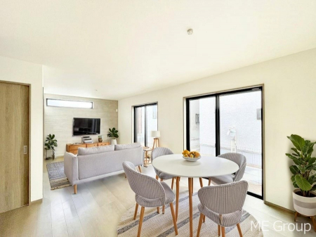 ���r���O�@���Ƒ��̓��₩�Șb�����ŕ�܂�閾�邢���r���O  ���Ƌ��CG�ł�