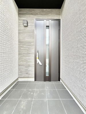 ���ց@��؂ȉƑ��A���q���o�}���錺�ցB