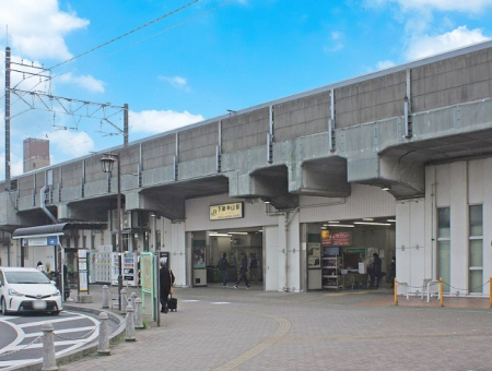 ���ӊ��@�w 800m �������R�w