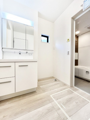 ���̑��@�g�x�x���X���[�Y�ɂ����Ȃ���E�ߏ�B  