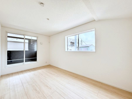 ���̑����ρ@�o���R�j�[���J�������v���X���Ă����m��