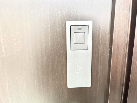 ���̑��@�X�}�[�g�ɊJ���ł���d�q�L�[