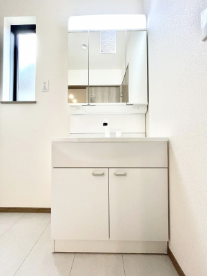 ���ʑ�E���ʏ��@�傫�����₷���O�ʋ��Ő�����������ʑ�́A�g�����Ȃ݃`�F�b�N�┧�̂������ɂ������߂ł��B 