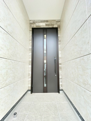 ���ց@��؂ȉƑ��A���q���o�}���錺�ցB