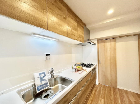 �L�b�`���@�g������̂悢�L�b�`���A�������̂������ŉƑ��̏Ί炪�L����܂�