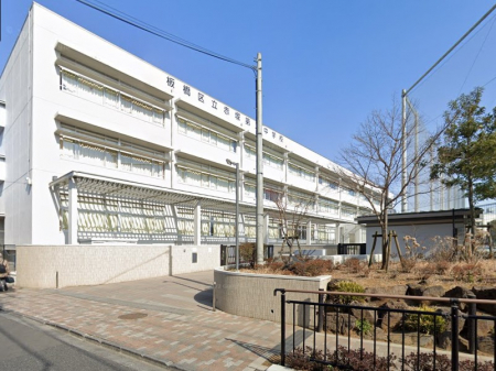 ���ӊ��@���w�Z 970m ���旧�Ԓˑ�񒆊w�Z