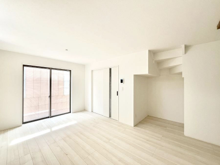 ���̑����ρ@���邢�z���������A�����̕��͋C�ɖ��������_�C�j���O�B   