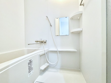 �����@����̔�������Ă���閾�邢�������̂���o�X���[��  