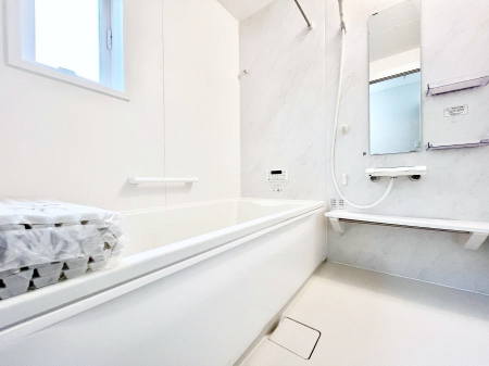 �����@����̔�����₷��؂ȃo�X�^�C���B�������Ƃ����C���y����Ŕ����Ƃ肽���ł��ˁI  