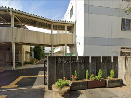 ���ӊ��@���w�Z 1400m ����s���������w�Z