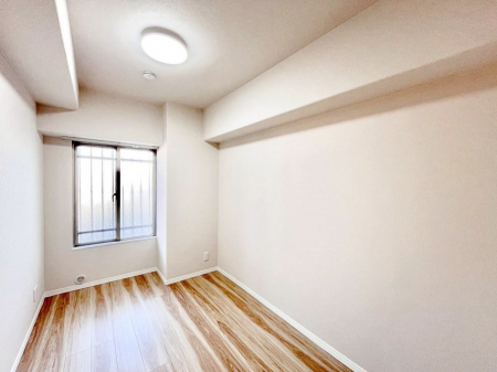 �Q���@�g���₷���`�Ńx�b�g��Ƌ�̒u�����ɂ����邱�Ƃ�����܂���B