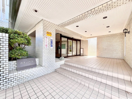 �G���g�����X�@�������������͋C�̃G���g�����X