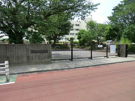 ���ӊ��@���w�Z 900m �D���s����~��쏬�w�Z