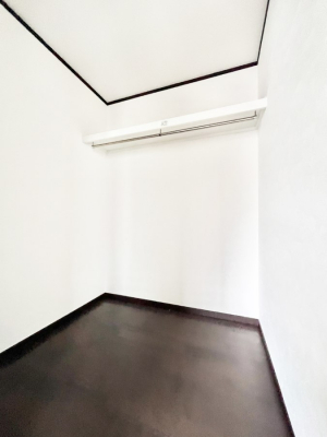 ���̑��@�ߗނ��n���K�[�Ɋ|�����܂܎��[�ł���WIC�B�ߗނ̐������ڂ����₷���ĕ֗��ł��I