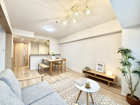 ���r���O�@�������������͋C�̂k�c�j�͉Ƒ��݂�Ȃ̉��K���